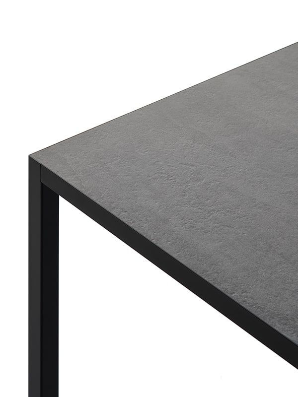 nationalisme spellen Knipperen Lim 3.0. Lightweight, thin table with a unique design. MDF Italia.