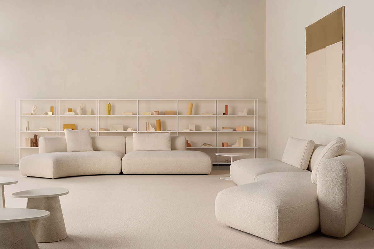 COSY CURVE. Sofa with curved seat and backrest. MDF Italia
