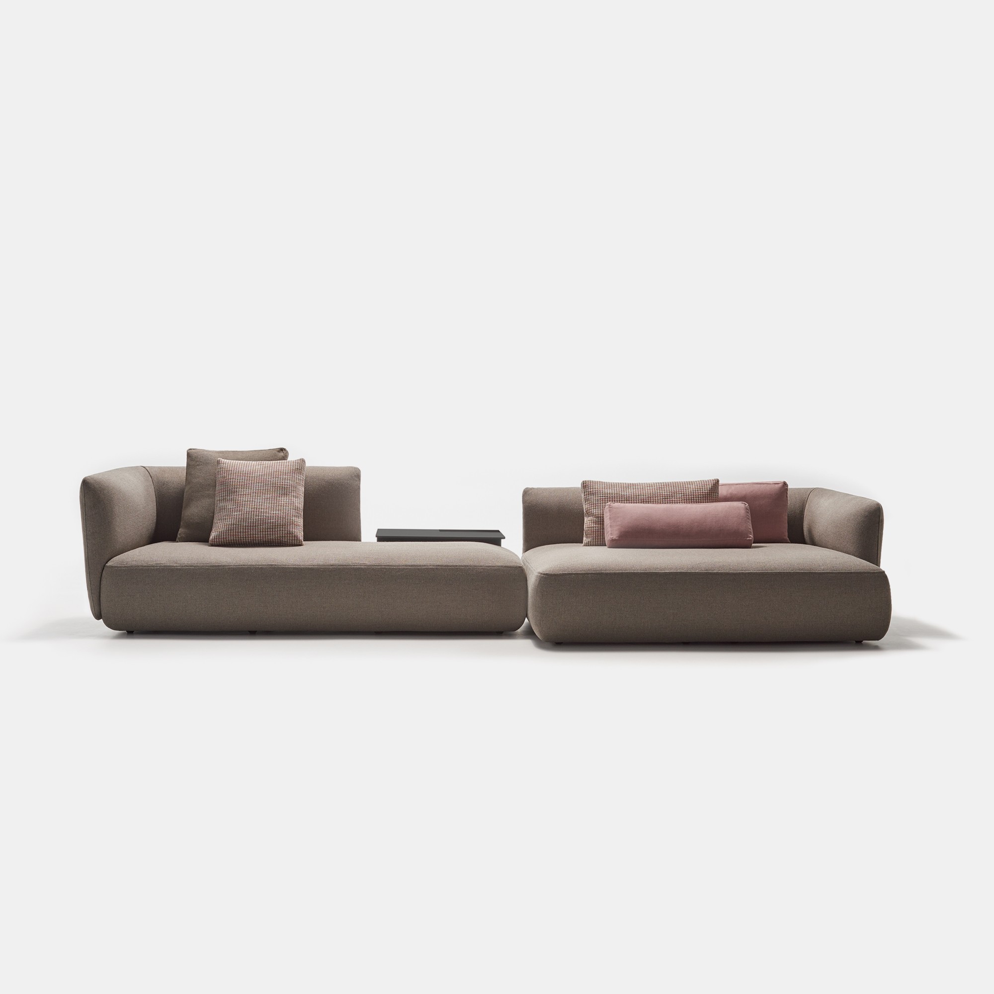 Cosy. Modern modular sofas and coffee tables. MDF Italia
